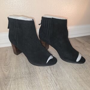 Bella Vita Black Suede Ankle Boots NEW